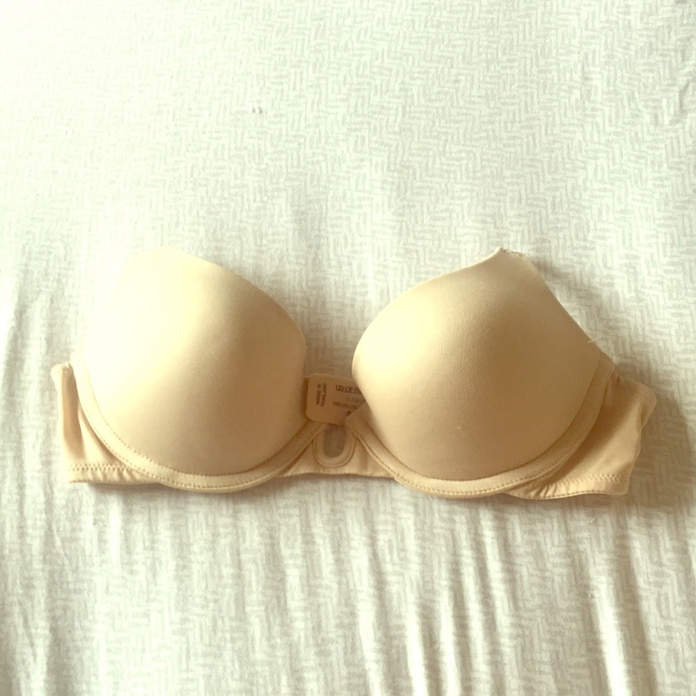 ❗️❗️SALE❗️. Tan strapless patted push up bra